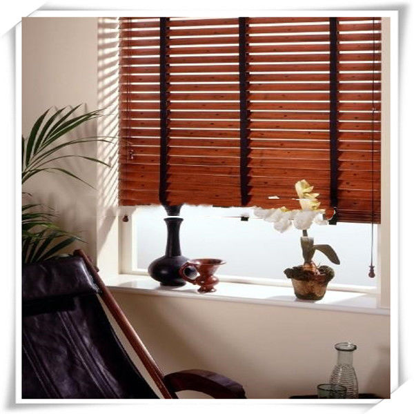 屋外の電気コードレス タケ ブラインドの長さ1.2M 1.8M