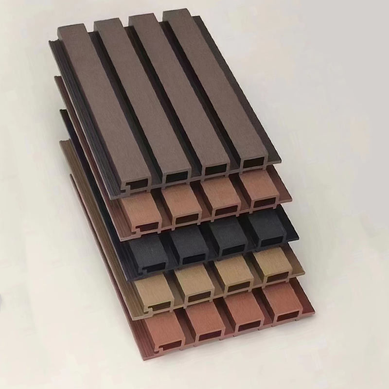 高品質のホールフェンス フラットコエクストルーション 飾り木 プラスチック複合 Wpc 外壁パネルコーティング