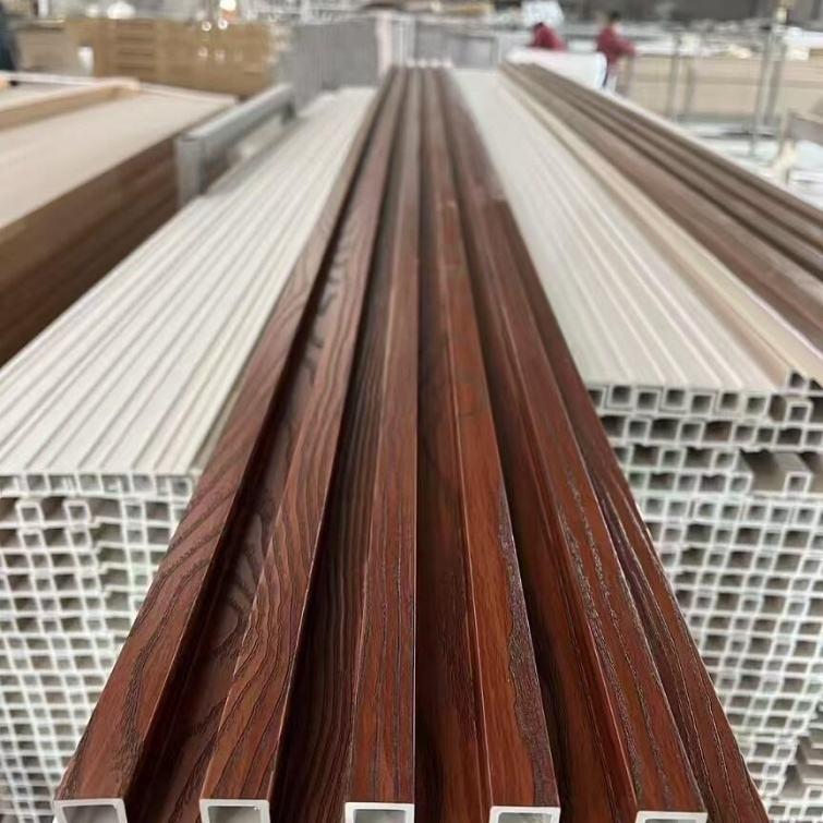 インテリア WPC フルート 壁パネル 3D PVC 木材 オルタナティブ アウトドア/商業用/キッチン/ジム パネル プラスチックシート 防水壁パネル