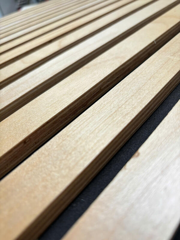 競争力のある価格 木製スレット壁パネル 天井 木製スレット音響パネル 防音壁