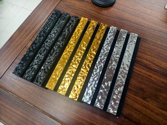 認証された現代デザイン 音響壁パネル 防音3D PETフィルム 水波 吸音 スラットグリル 装飾パネル